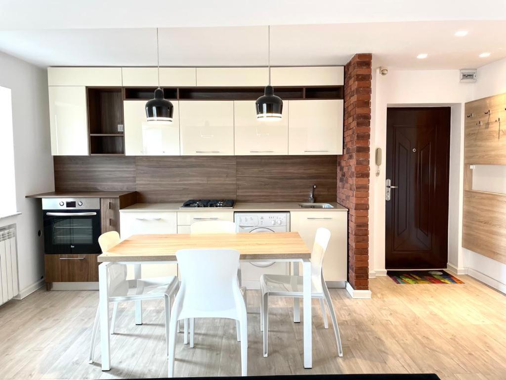 Апартаменты Apartament Via Тулча Экстерьер фото